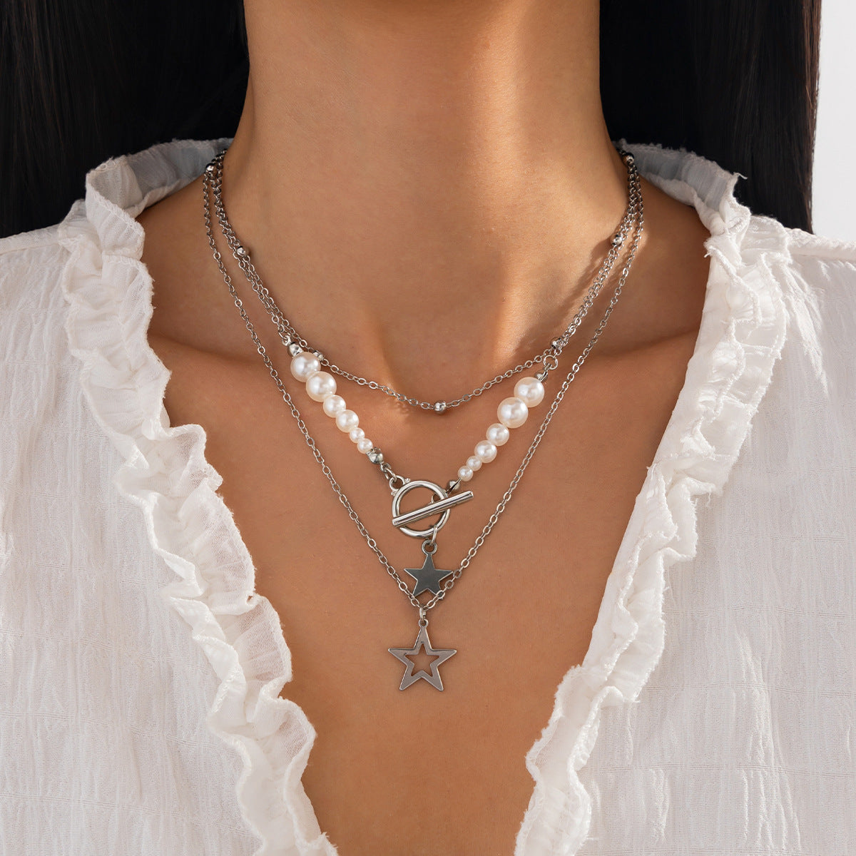 Set di collana con ciondolo a stella geometrico dolce e audace per donne con catena in rame e ciondolo in lega