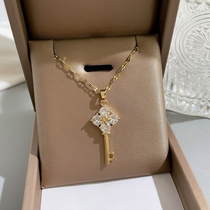 Collar con colgante de diamantes de imitación, geométrico y minimalista, de acero de titanio para mujer, cadena irregular, acabado chapado
