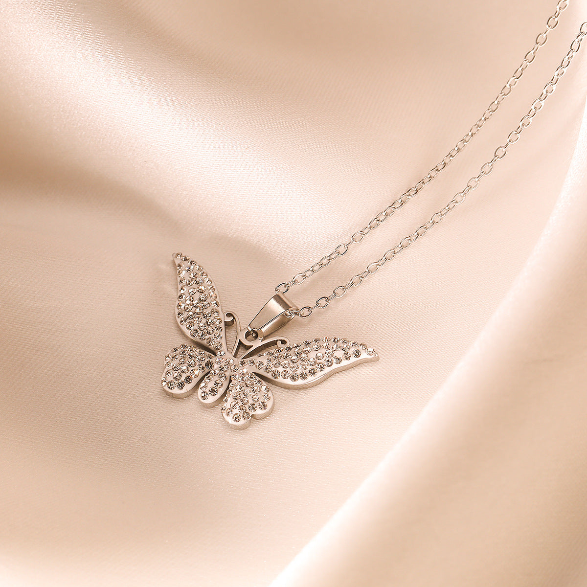 Minimalist Butterfly Pendant Necklace for Women Made of Titanium Steel with Zircon Inlay, Delicate Clavicle Chain