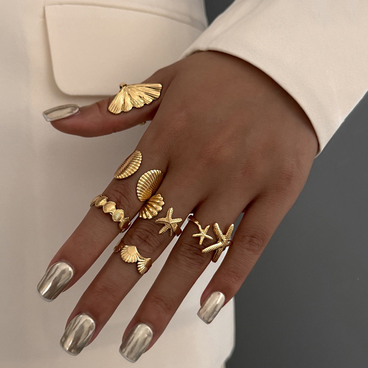 Anello aperto in lega vintage da donna con girasole geometrico e stella, con finitura placcata