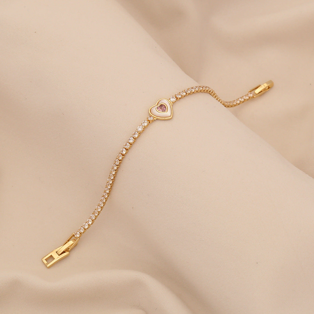 Fashionable Heart-Shaped Plated Copper Bracelet with Zircon Accents for Women