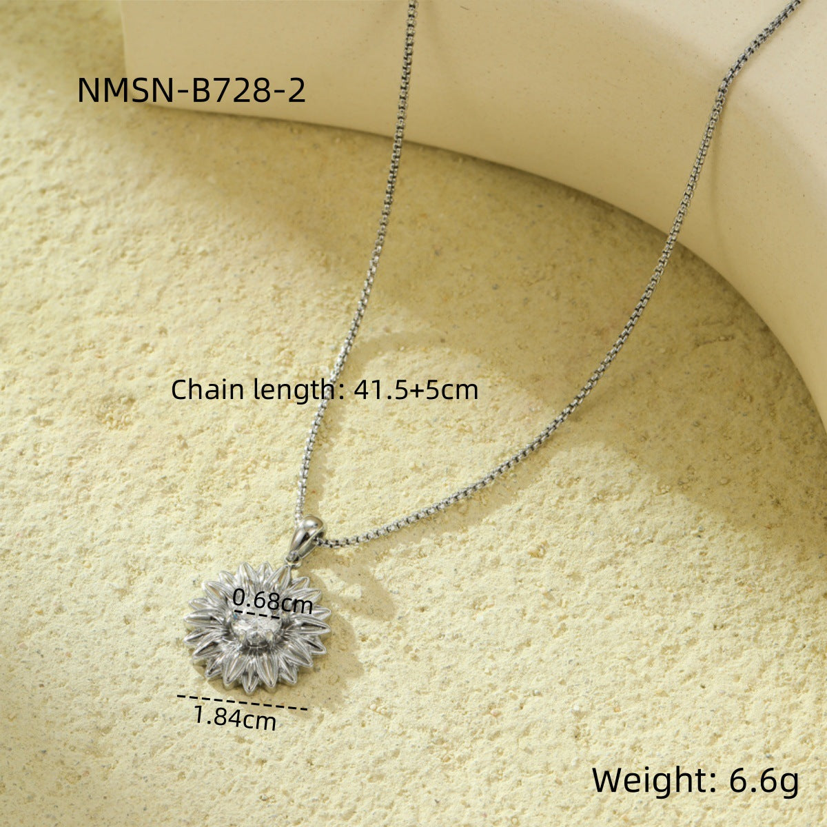 Elegante collar con colgante de girasol de acero inoxidable para mujer con incrustaciones de diamantes de imitación y baño de oro en cadena de serpiente