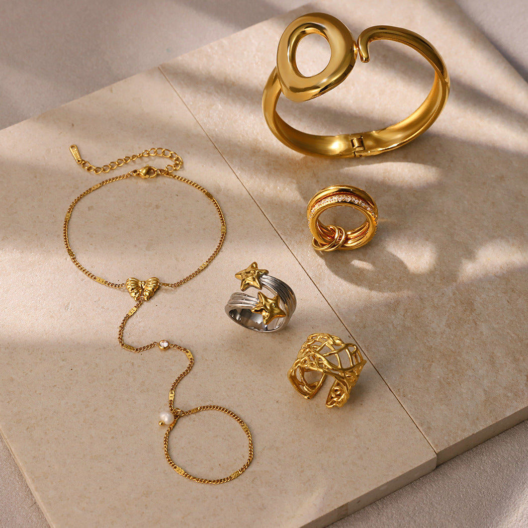 Juego de pulsera de anillo de acero de titanio geométrico de lujo con patrón de estrella, chapado en oro al vacío PVD, joyería de mano de acero inoxidable para mujer