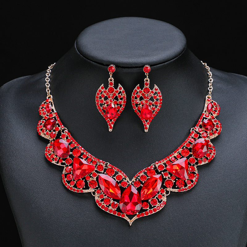 Vintage Geometric Alloy Pendant Necklace and Earrings Set with Plated Finish for Women