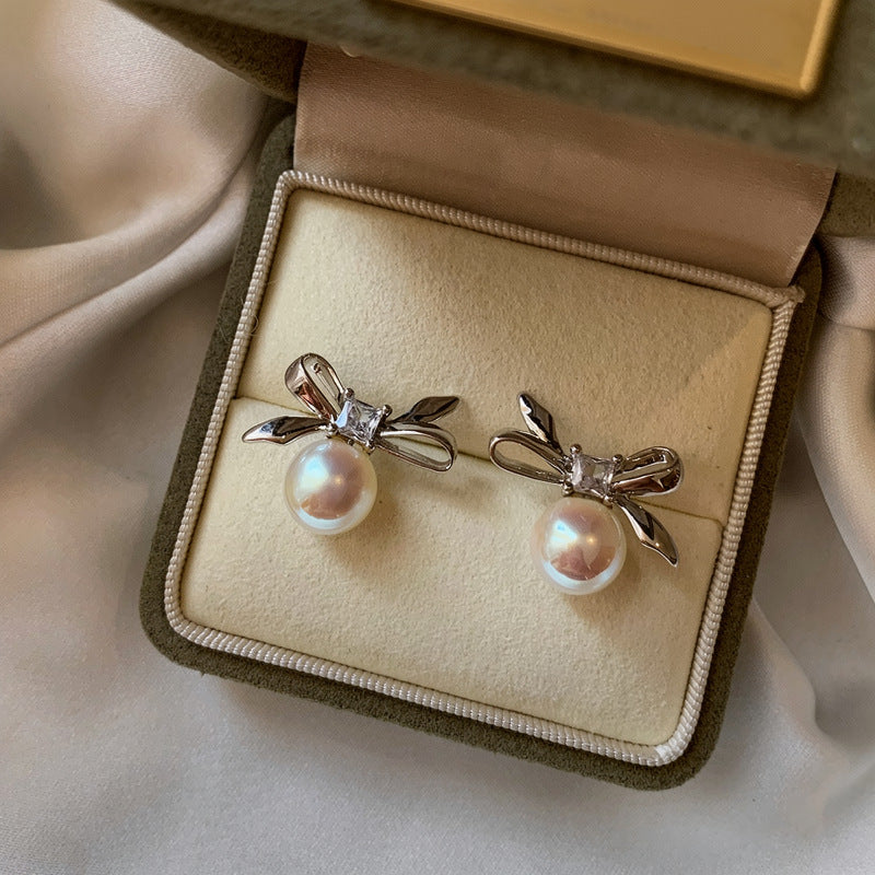 Orecchini a perno con fiocco di strass e perle con perni in acciaio placcato da donna, gioielli per orecchie vintage alla moda, minimalisti ed eleganti di lusso