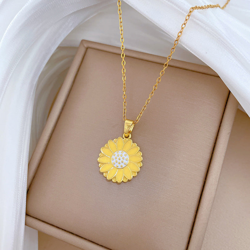 Minimalist Daisy Pendant Necklace in Titanium Steel with Enamel Finish and Rhinestone Inlay for Women
