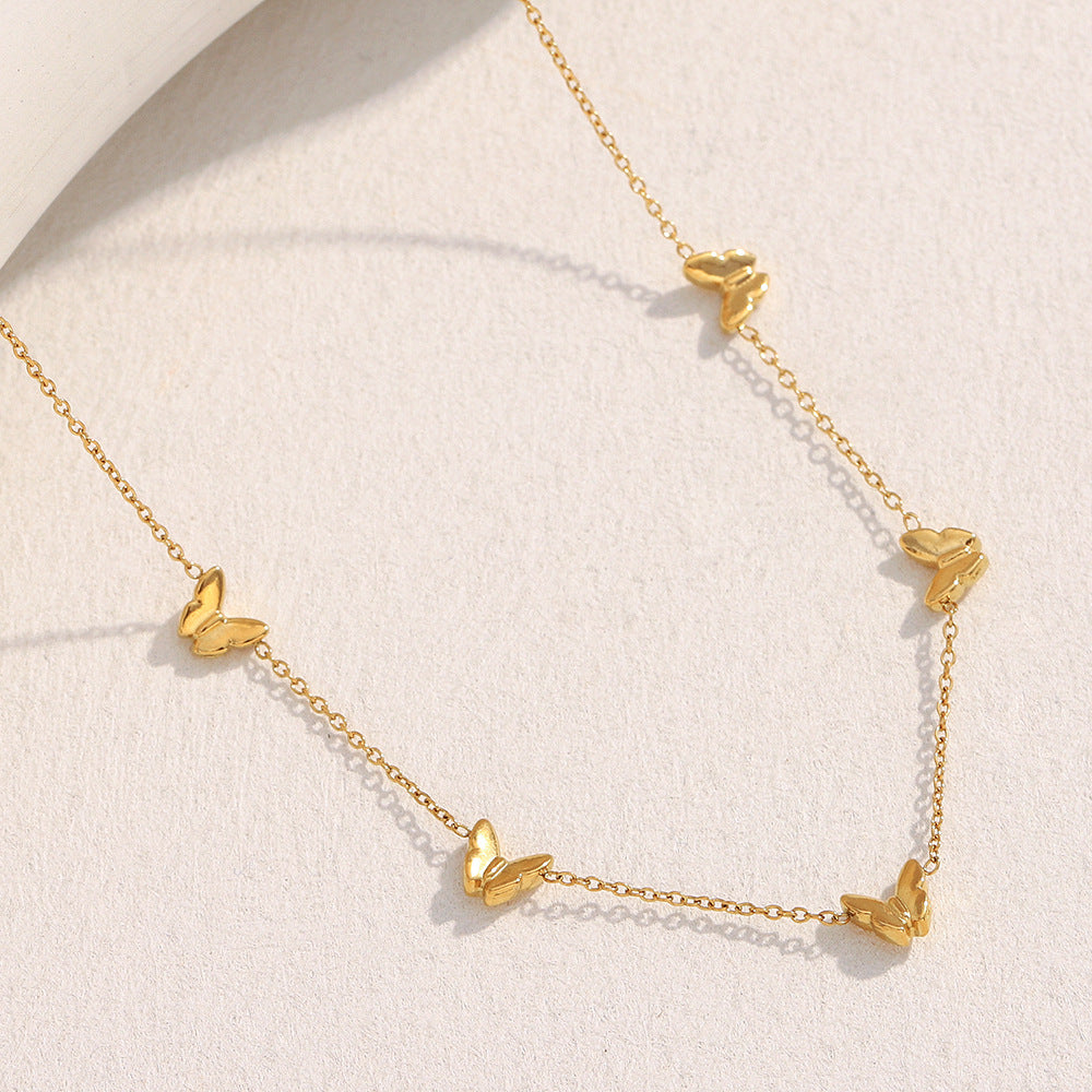 Collar con Colgante Minimalista de Mariposa para Mujer de Acero Inoxidable con Baño de Oro de 18K Ligero para Uso Diario