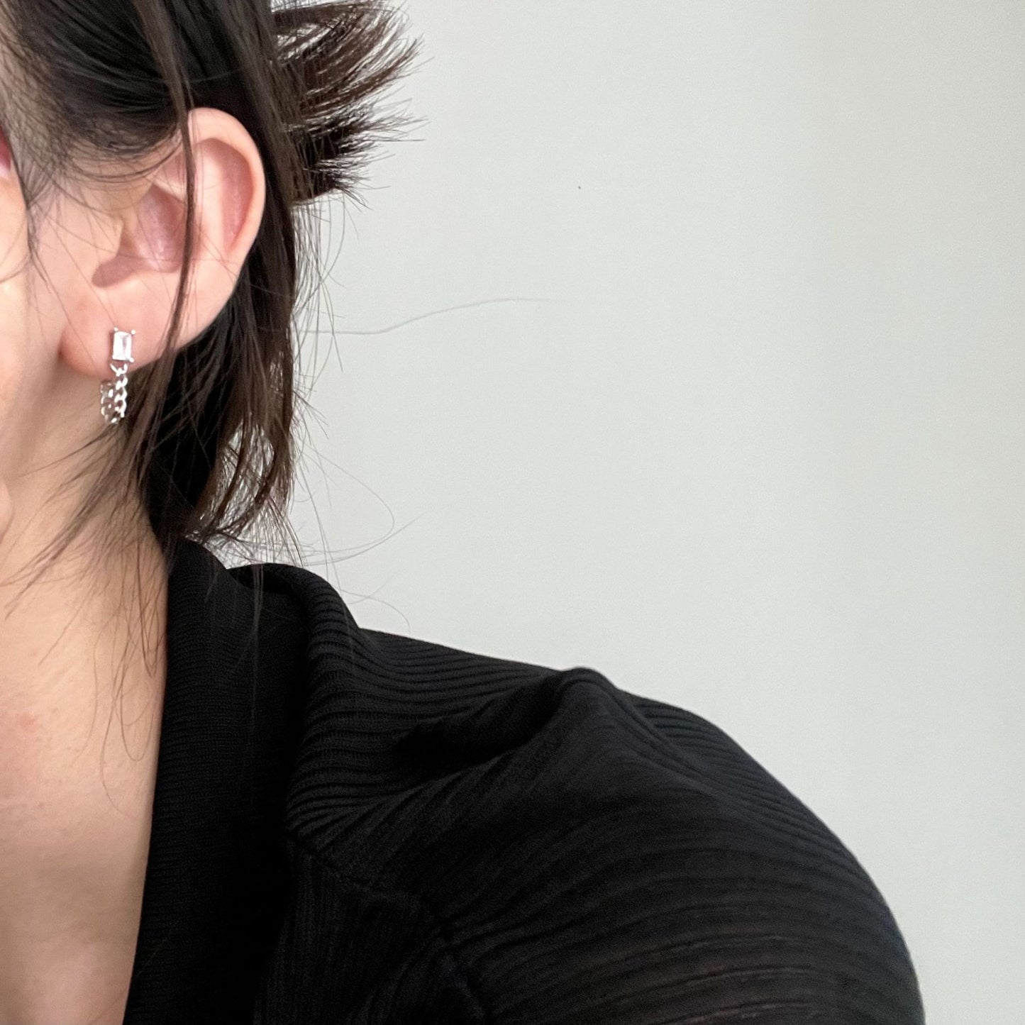 Minimalist 925 Sterling Silver Round Micro-Inlaid Cubic Zirconia Chain Earrings