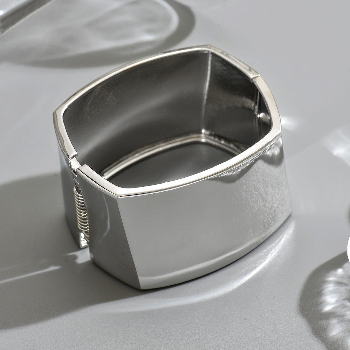Geometric Wide Cuff Bracelet in Zinc Alloy with Polished Finish and Twisted Metal Design for Women