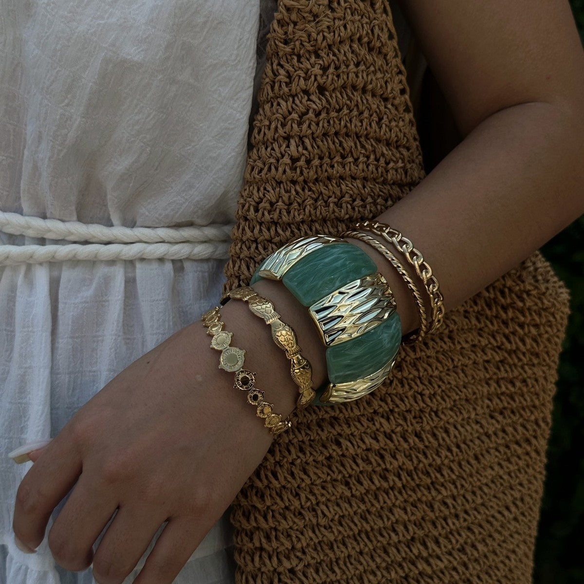 Minimalist Elegant Square Geometric Alloy Plated Bracelet with Elastic Cord