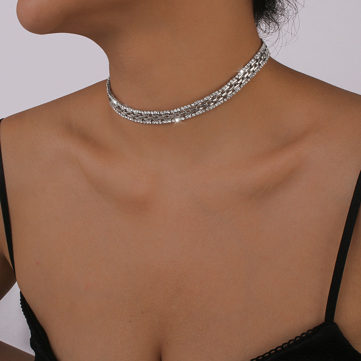 Collar de cadena geométrico dulce y atrevido con flecos de pedrería para mujer, collar con colgante de lujo de aleación chapada