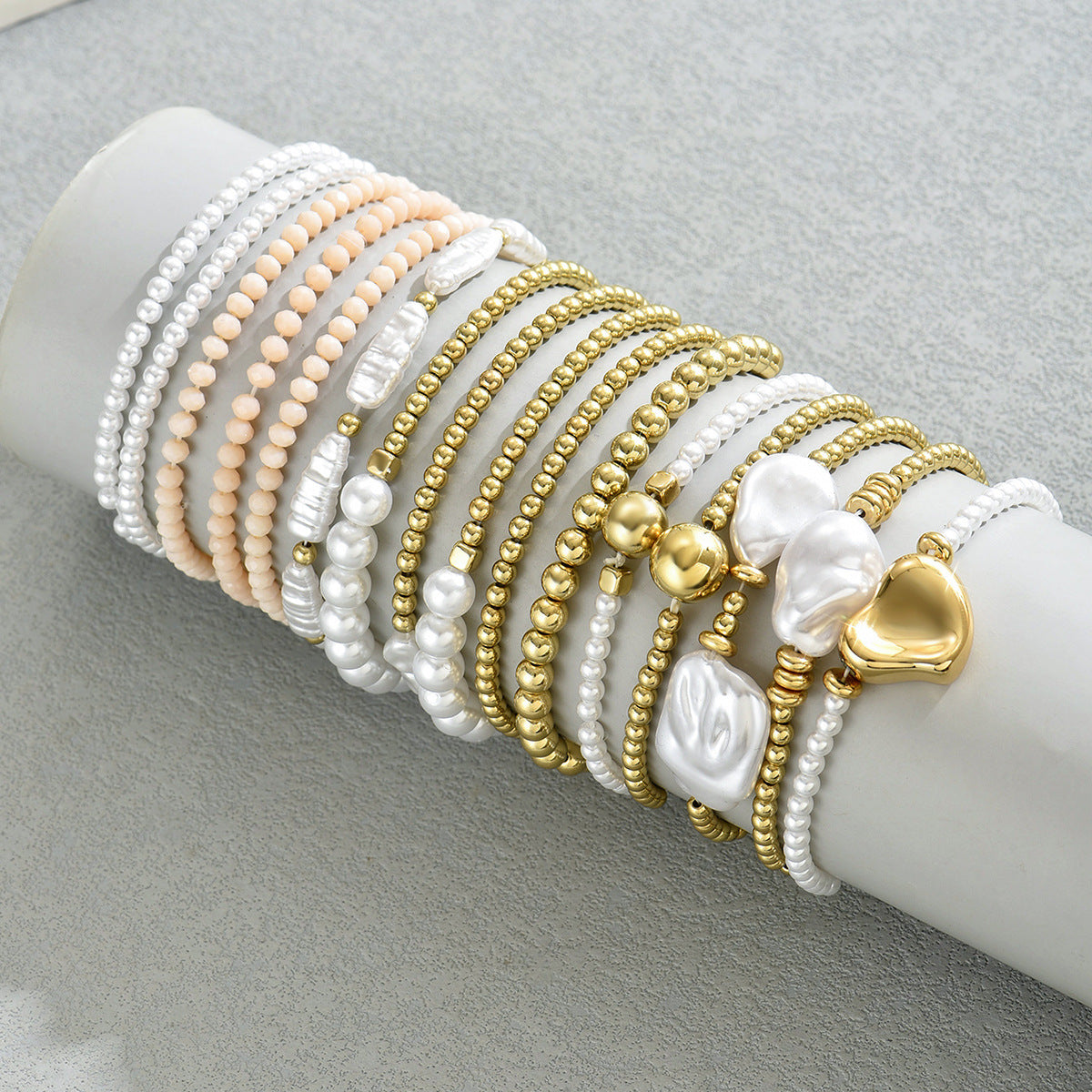 Set di braccialetti da donna geometrici minimalisti con perle e perline di cristallo, braccialetti a più strati intrecciati a mano per ufficio e abbigliamento casual