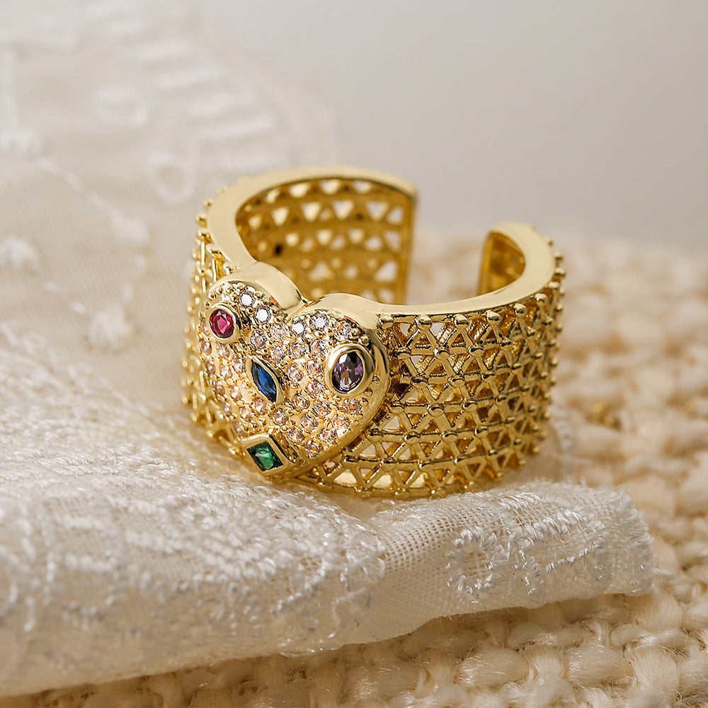 Minimalist Geometric Heart-Shaped Copper Ring with Gold Plating for Women