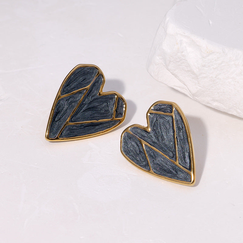 Minimalist Heart-Shaped Stainless Steel Stud Earrings with 18K Gold Plating for Women