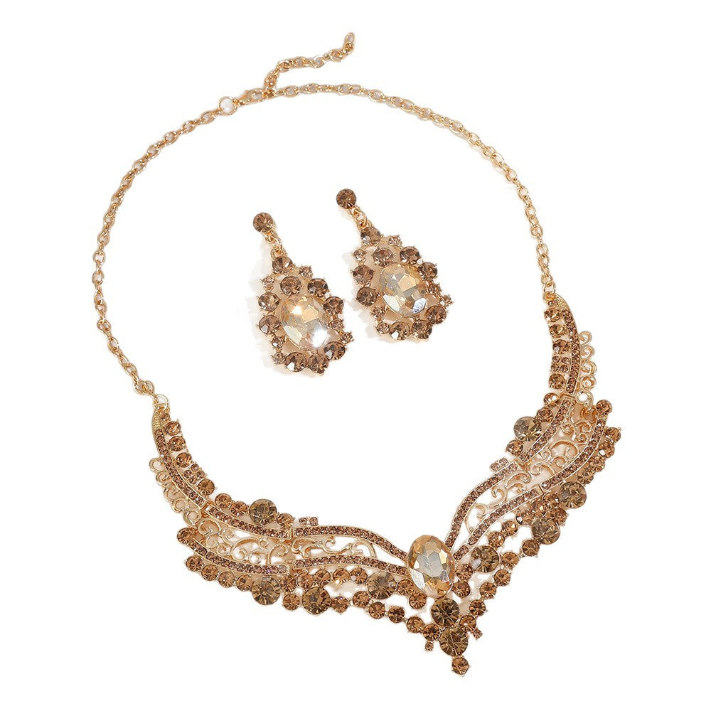 Elegant Floral Pattern Alloy Pendant Necklace Set with Rhinestone Inlay and Plated Finish for Women, O-Chain V-Neckline Design