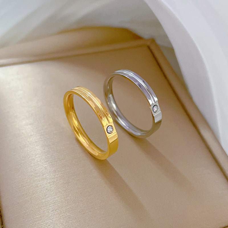 Anello da dito in titanio e acciaio minimalista con corona geometrica per uomo e donna, finitura lucida, per serate in discoteca e per lo styling di tutti i giorni