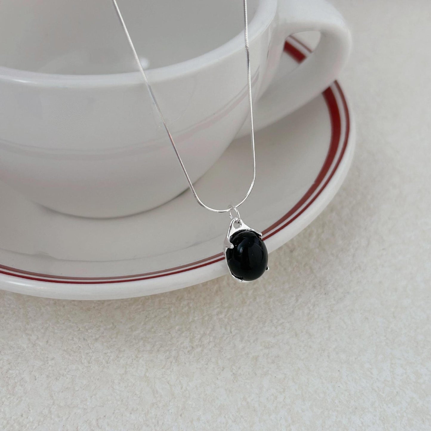 Collana con Pendente Geometrico Minimalista in Agata Nera in Argento Sterling 925 con Finitura Placcata Catena Snake