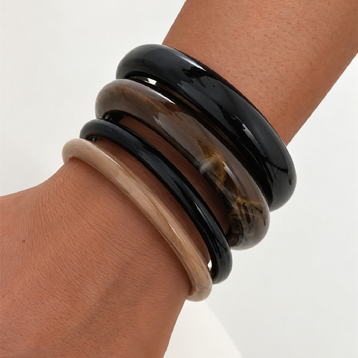 Fashion Gradient Geometric Resin Bangle Bracelet