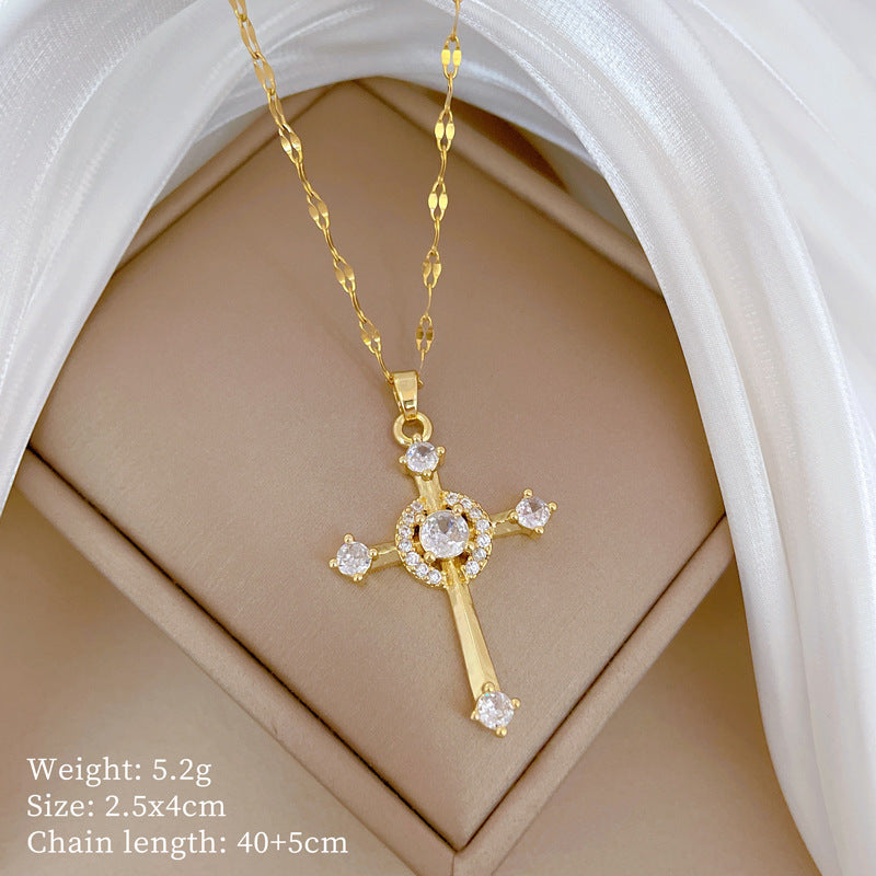 Collana in Stile Cartone Animato con Cuore in Acciaio al Titanio con Pendente in Rame e Intarsio di Strass per Donne e Uomini
