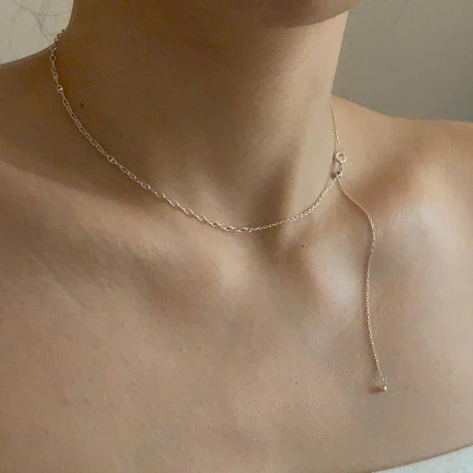 Collar minimalista geométrico redondo de plata de ley 925 con diamantes de imitación