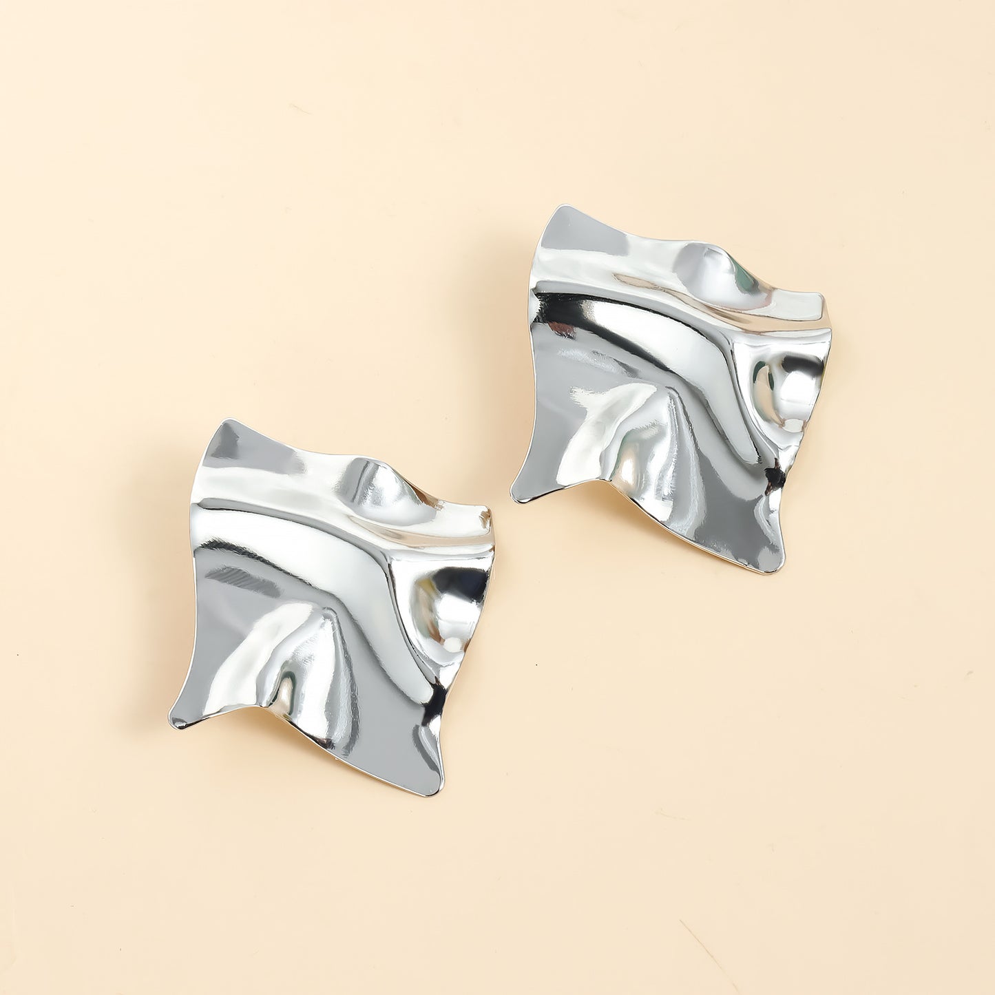 Pendientes llamativos de metal pulido, geométricos, irregulares y estilo vintage para mujer