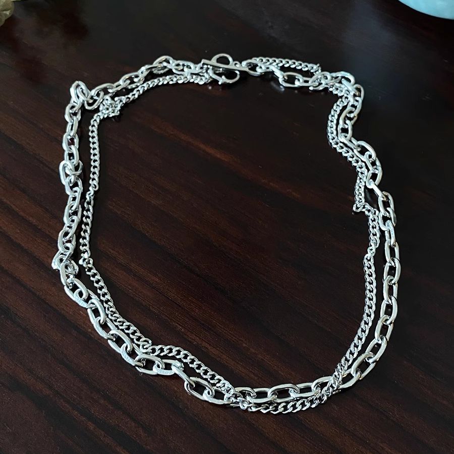 Collana Minimalista Unisex con Catena a O a Doppio Strato a Cuore in Acciaio al Titanio con Finitura Lucida