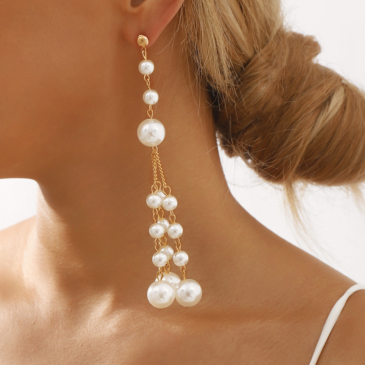 Orecchini pendenti da donna alla moda con perle geometriche in lega placcata