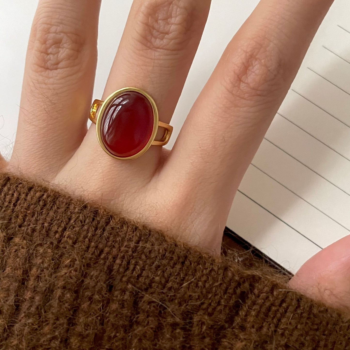 Minimalist Elegant 925 Sterling Silver Heart Agate Inlay Ring with Geometric Round and Oval Elements for Women