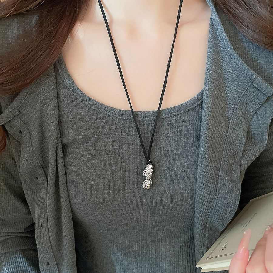 Collana con ciondolo a goccia minimalista dai toni freddi in lega placcata per donna, catena per maglione casual