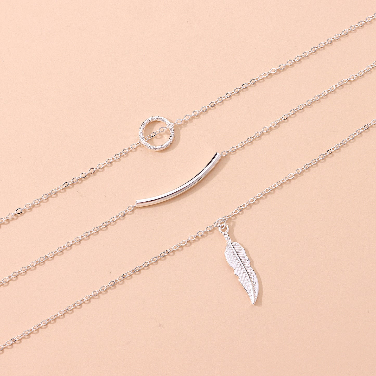 Fashion Multi-Layer Geometric Leaf Pendant Necklace for Women with Alloy Construction and Electroplated Finish