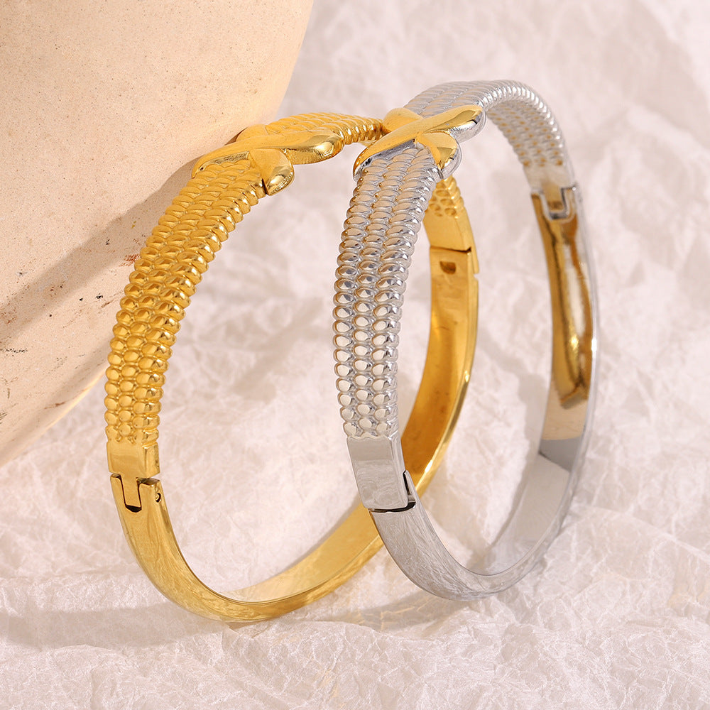 Minimalist Geometric X-Shape Stainless Steel Plated 18K Gold Toggle Bracelet for Women
