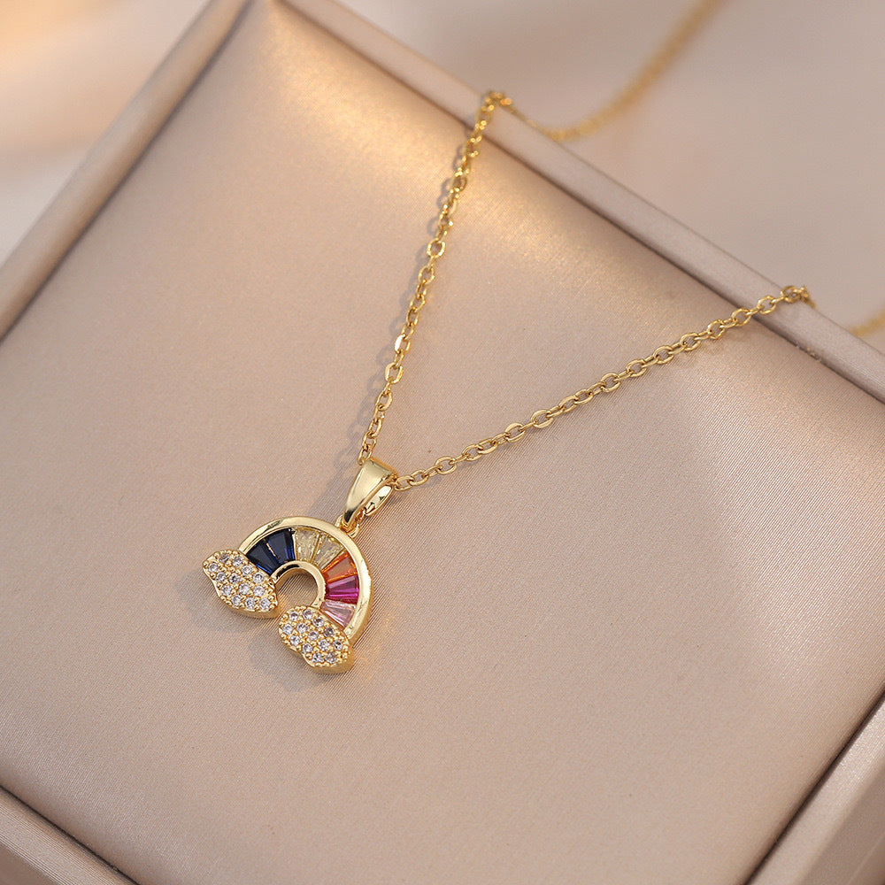 Collana da donna in acciaio al titanio a forma di nuvola minimalista con intarsio di strass e design a catena O