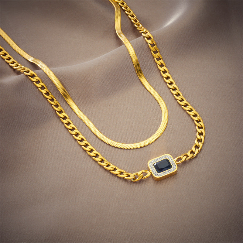Collar con Colgante Cuadrado Geométrico Minimalista Retro Punk de Acero Inoxidable con Incrustaciones de Pedrería y Acabado Bañado
