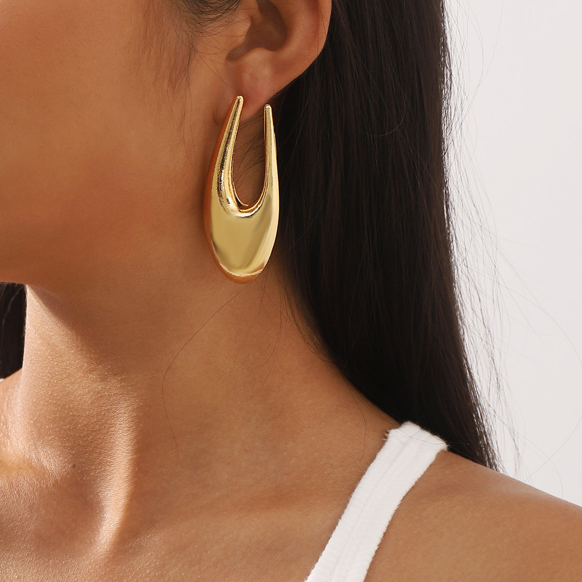 Vintage Geometric Earrings in Alloy with Electroplating Finish for Women