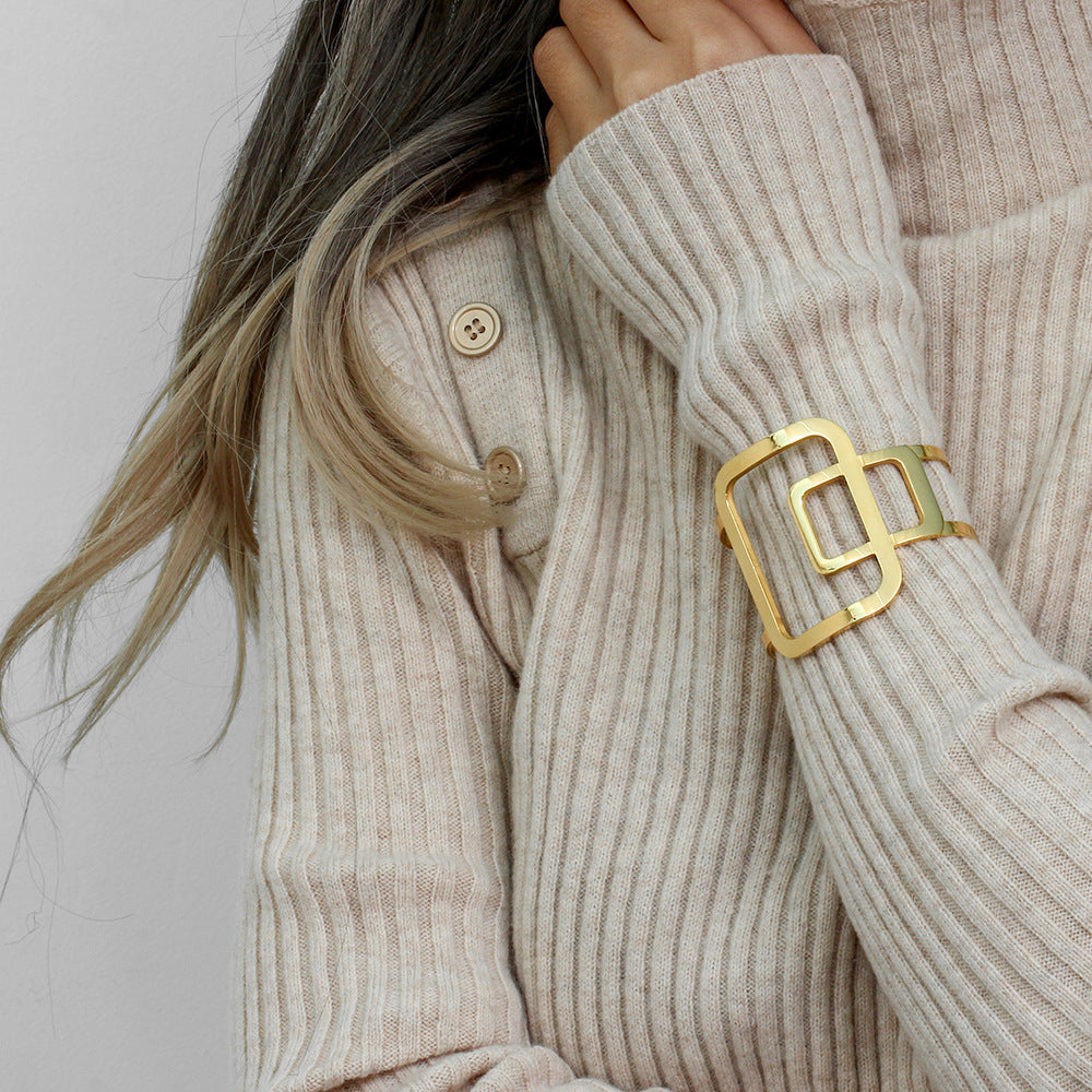 Fashionable Geometric Open Bangle Bracelet in Stainless Steel with 18K Gold Plating