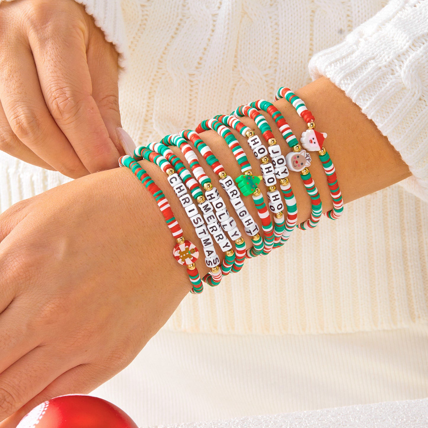 Sweet-Edgy Christmas-Themed Animal-Shaped Alloy Bracelet Set with Electroplated Finish and Elastic Cord