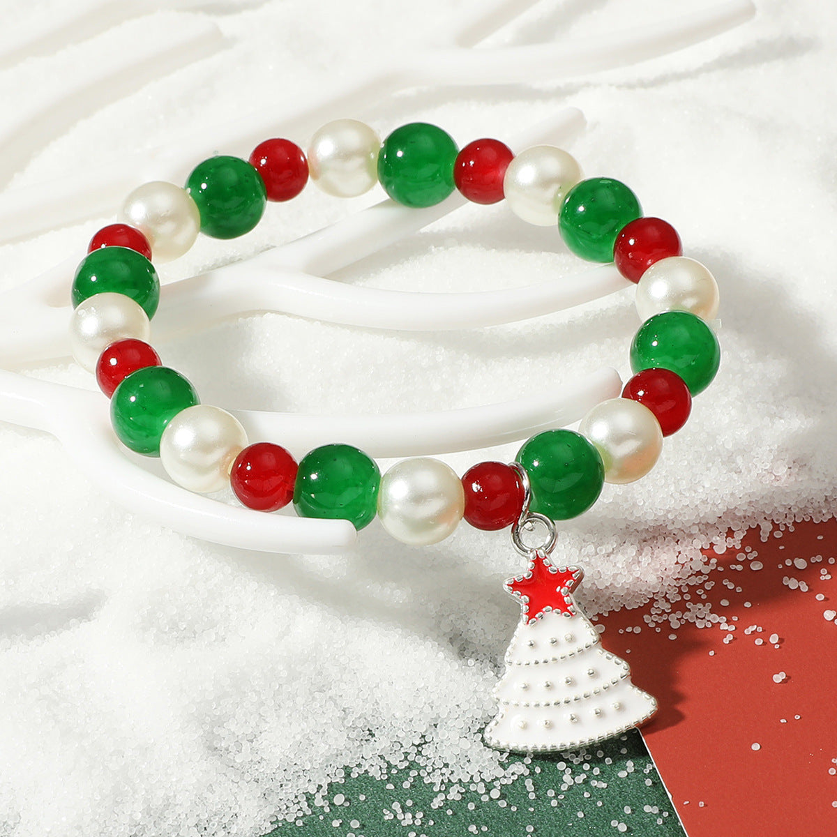 Braccialetto INS con ciondoli a forma di albero di Natale, pupazzo di neve e cuore per donna, con perline in lega e design festivo