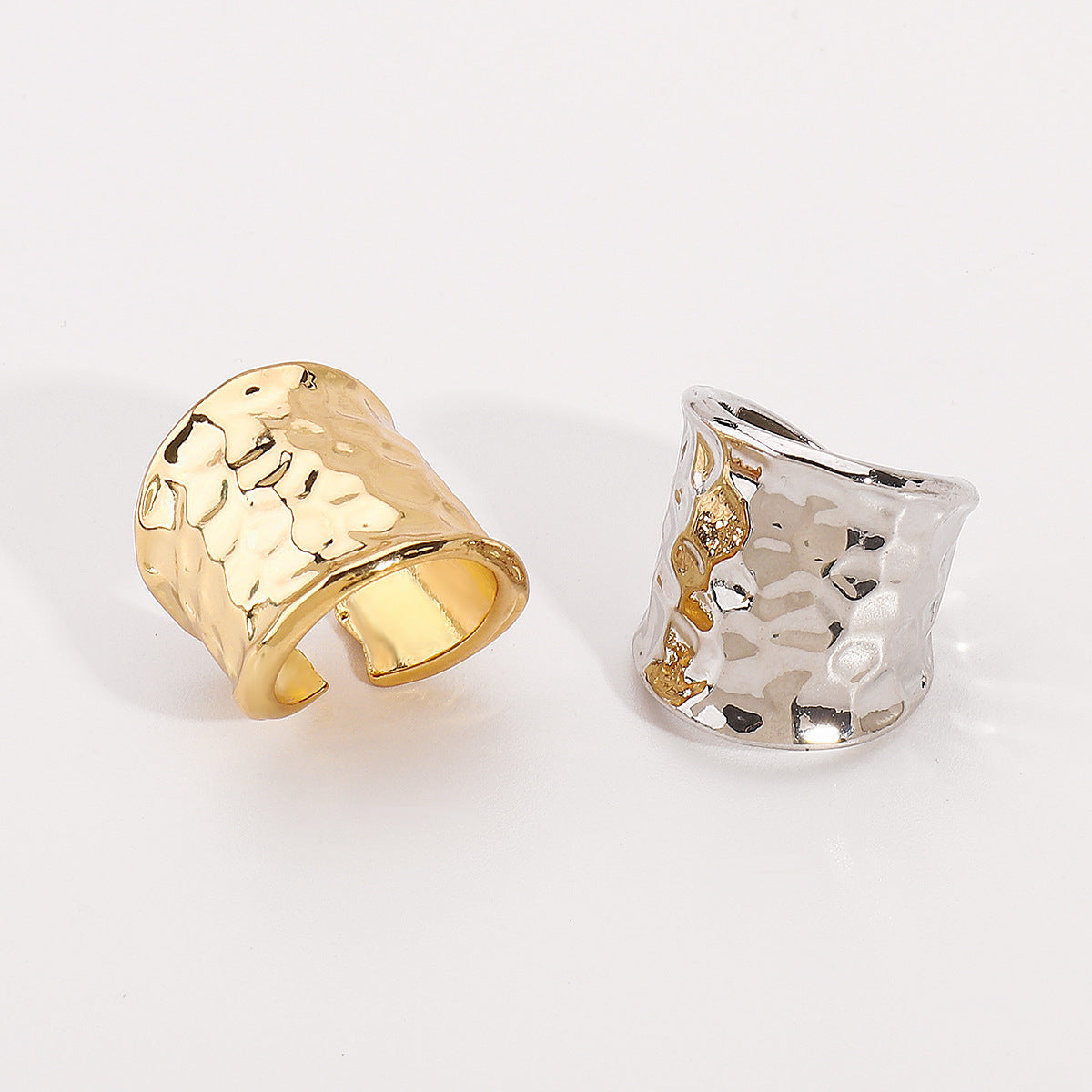 Anillo Abierto Irregular Geométrico de Aleación con Acabado Galvanizado para Mujer