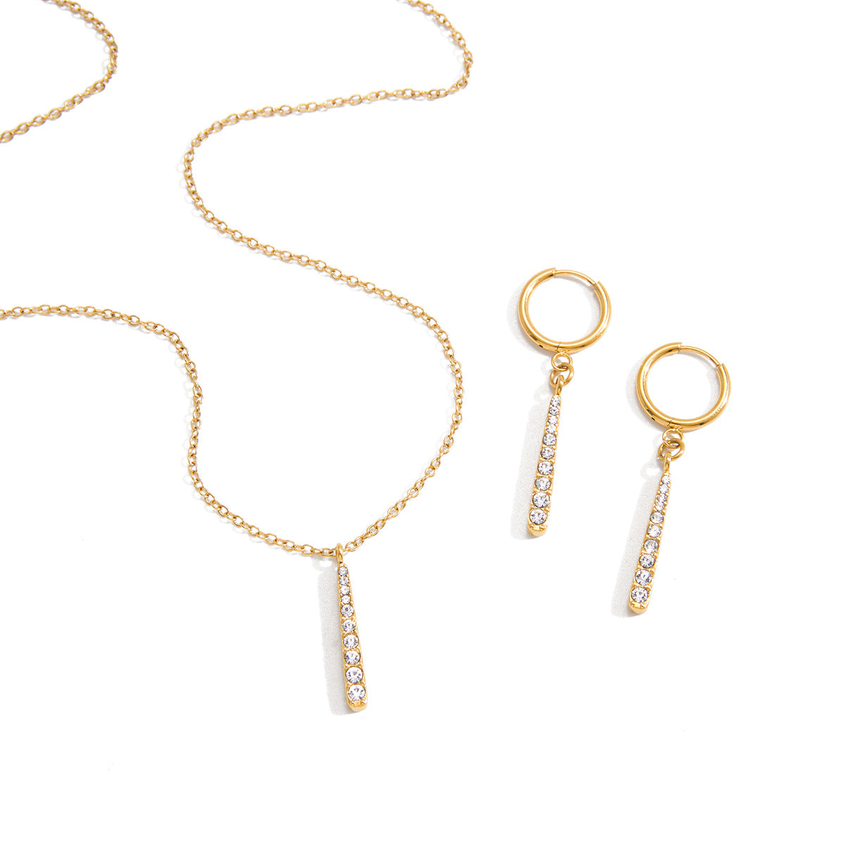 Set di collana con ciondolo a goccia minimalista in acciaio al titanio con intarsio di strass e orecchini in acciaio inossidabile placcato per donna
