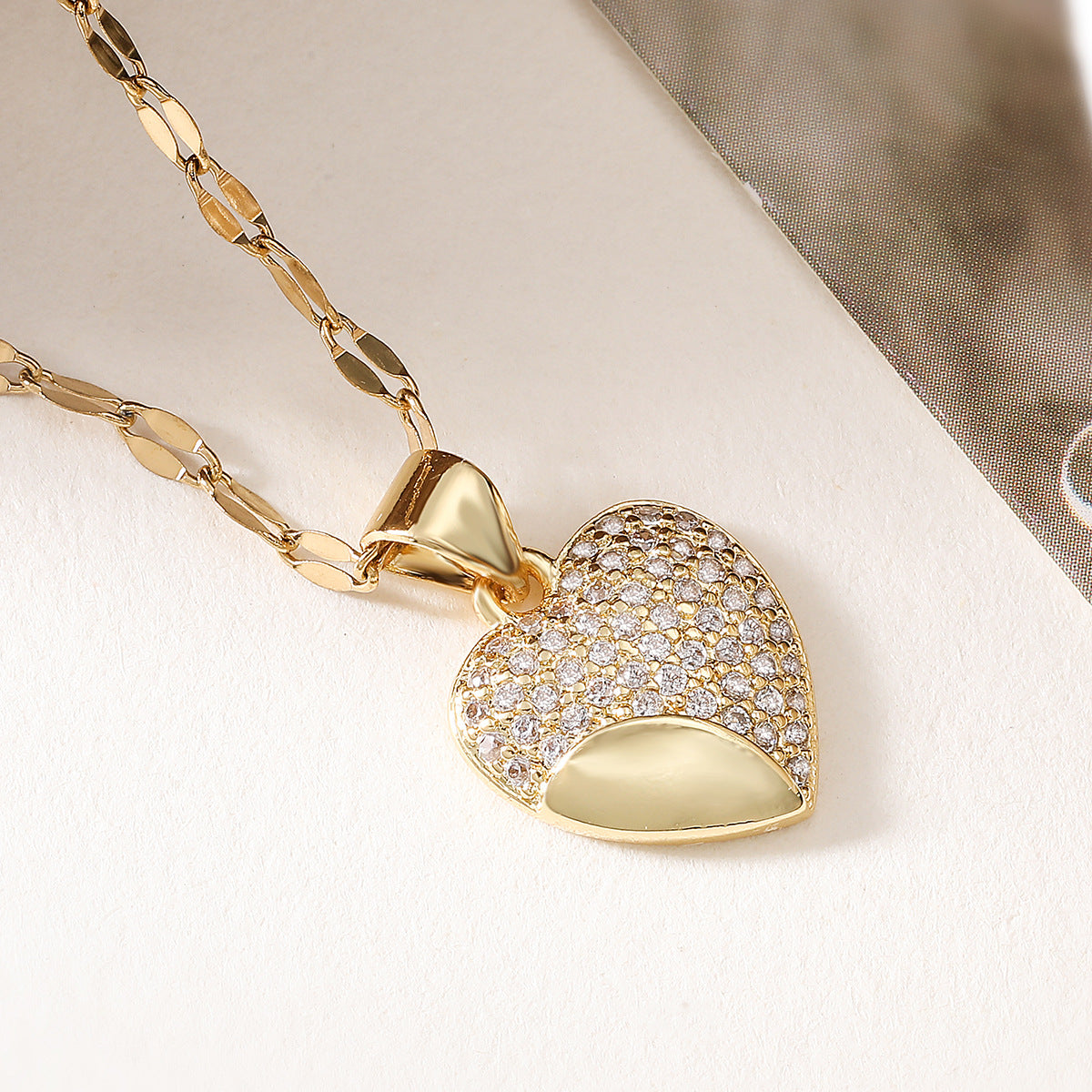 Minimalist 18K Gold Plated Brass Heart Pendant Necklace with Cubic Zirconia for Women