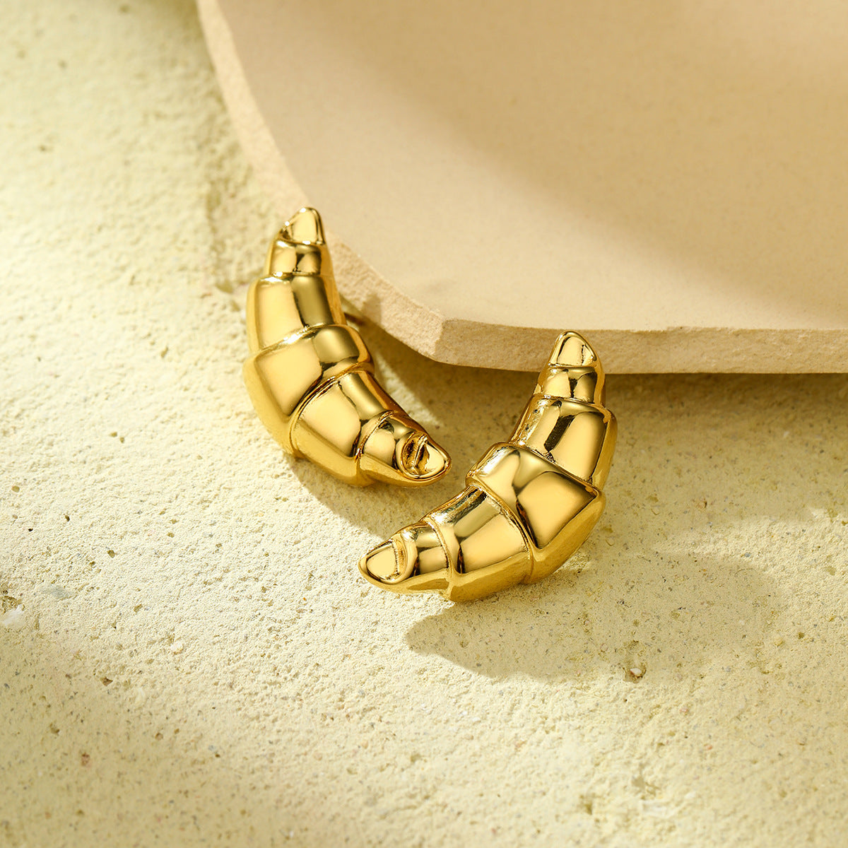 Fashionable Irregular Horn-Shaped Titanium Steel Earrings for Women with Plating Finish, Trendy and Hypoallergenic