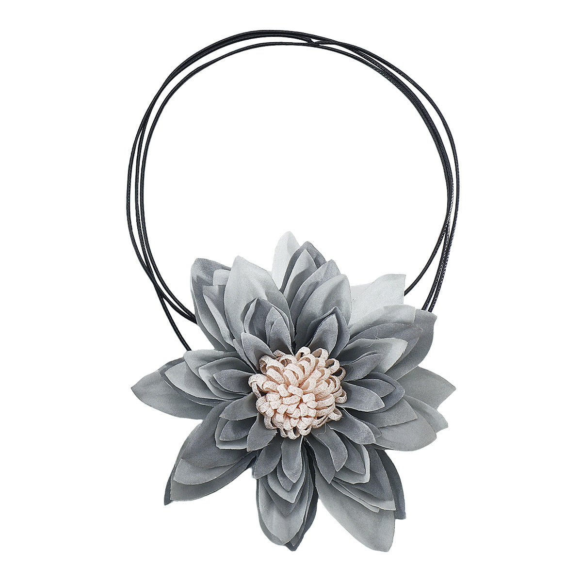 Collar floral de verano con flores de tela hechas a mano en cordón de cuero trenzado para mujer