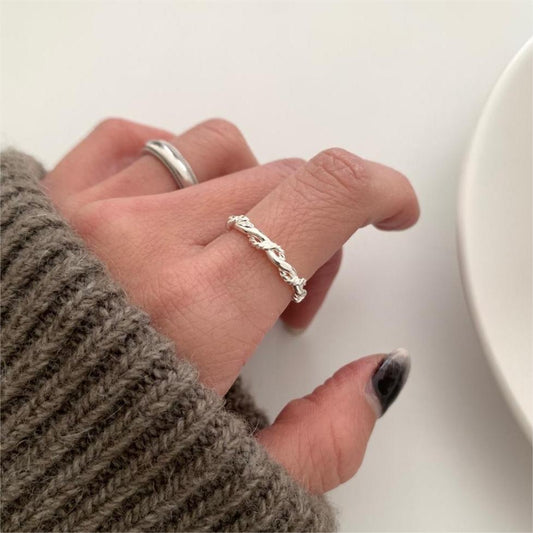 Minimalist Sweet 925 Sterling Silver Plated Heart Knot Ring for Women