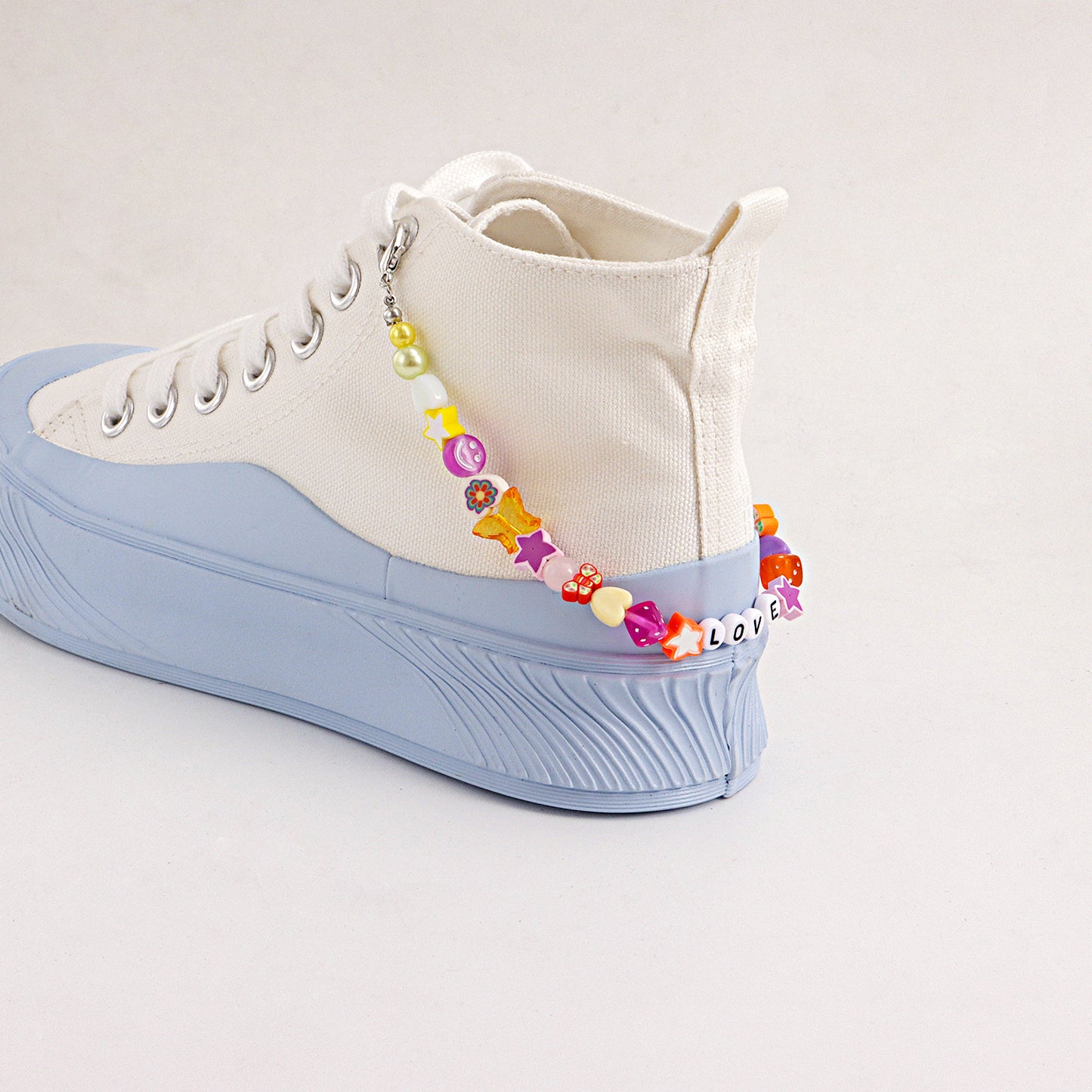 Minimalist LOVE Letter Butterfly Anklet for Women Alloy Geometric Foot Jewelry with Mixed Color Polymer Clay Beads