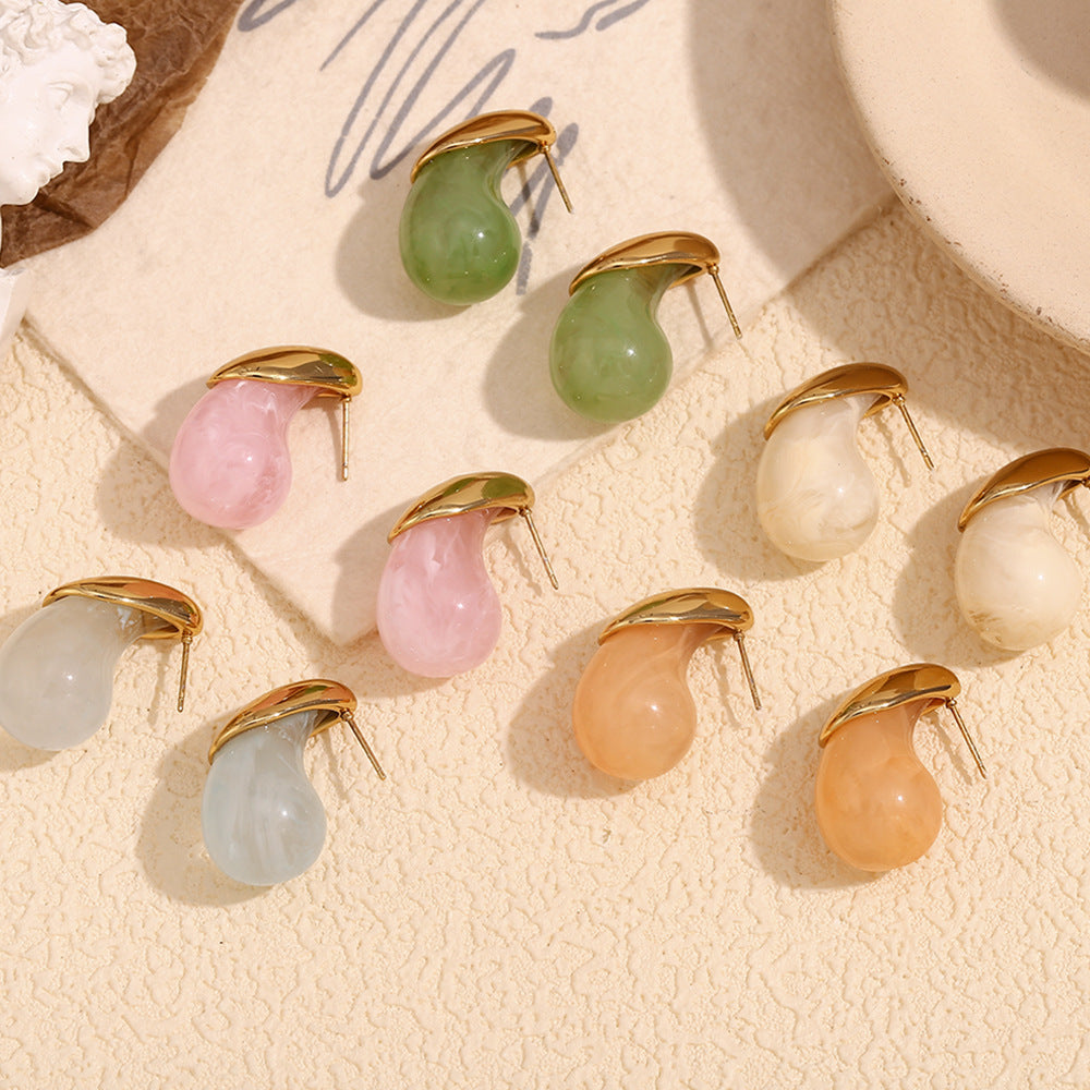 Orecchini a Goccia in Acciaio Inossidabile, Minimalisti ed Eleganti, Placcati Oro 18K con Dettagli in Resina Color Caramella