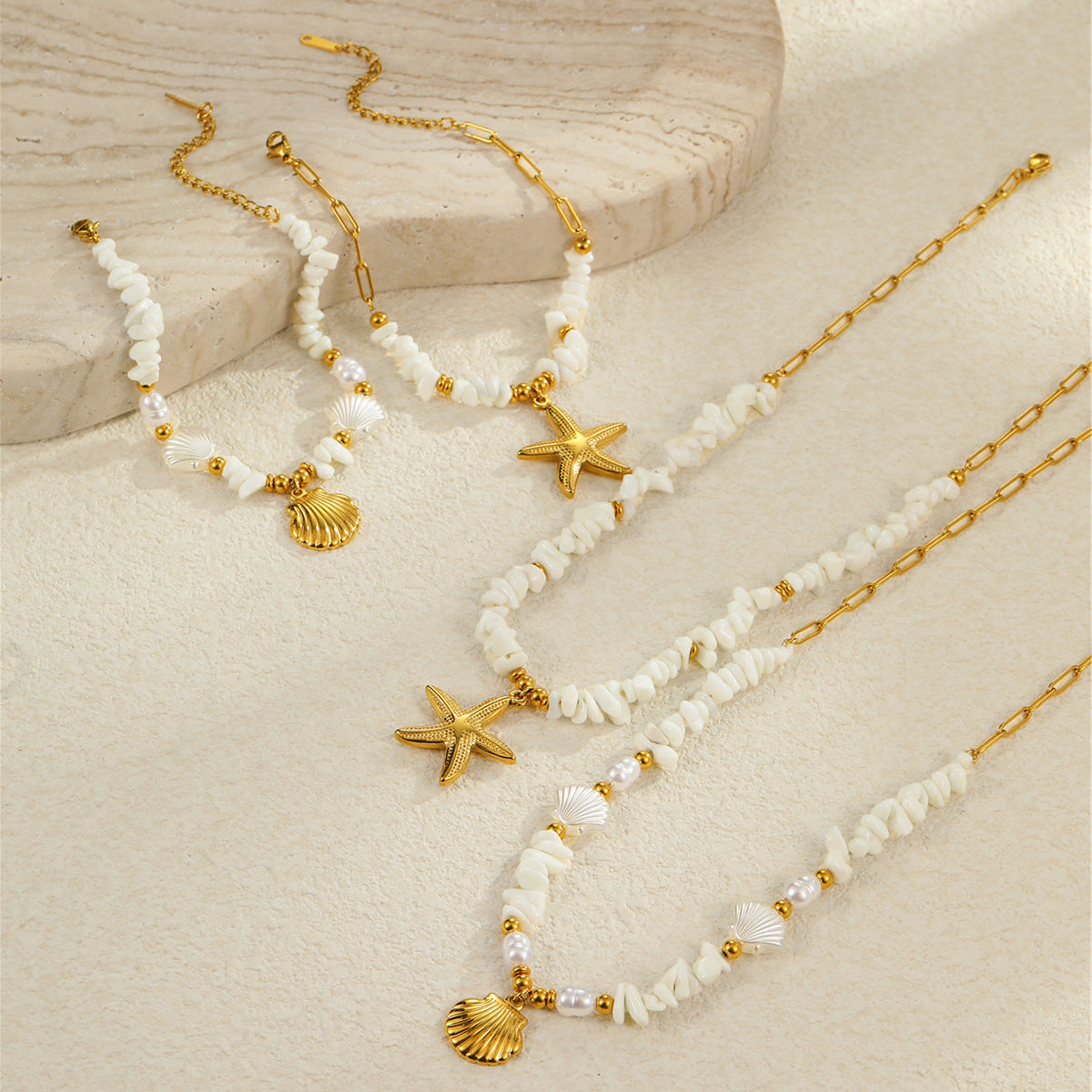 Fashionable Ocean-Inspired Shell and Starfish Pendant Necklace in Titanium Steel with 18K Gold Plating for Women