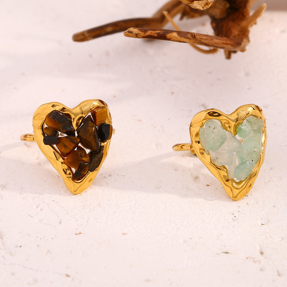 Vintage Fashion Heart-Shaped Stainless Steel Ring with 18K Gold Plating and Tiger Eye Stone Accents