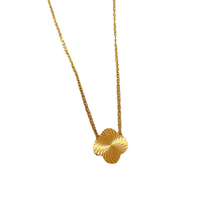 Collana girocollo minimalista unisex con quadrifoglio geometrico in acciaio al titanio