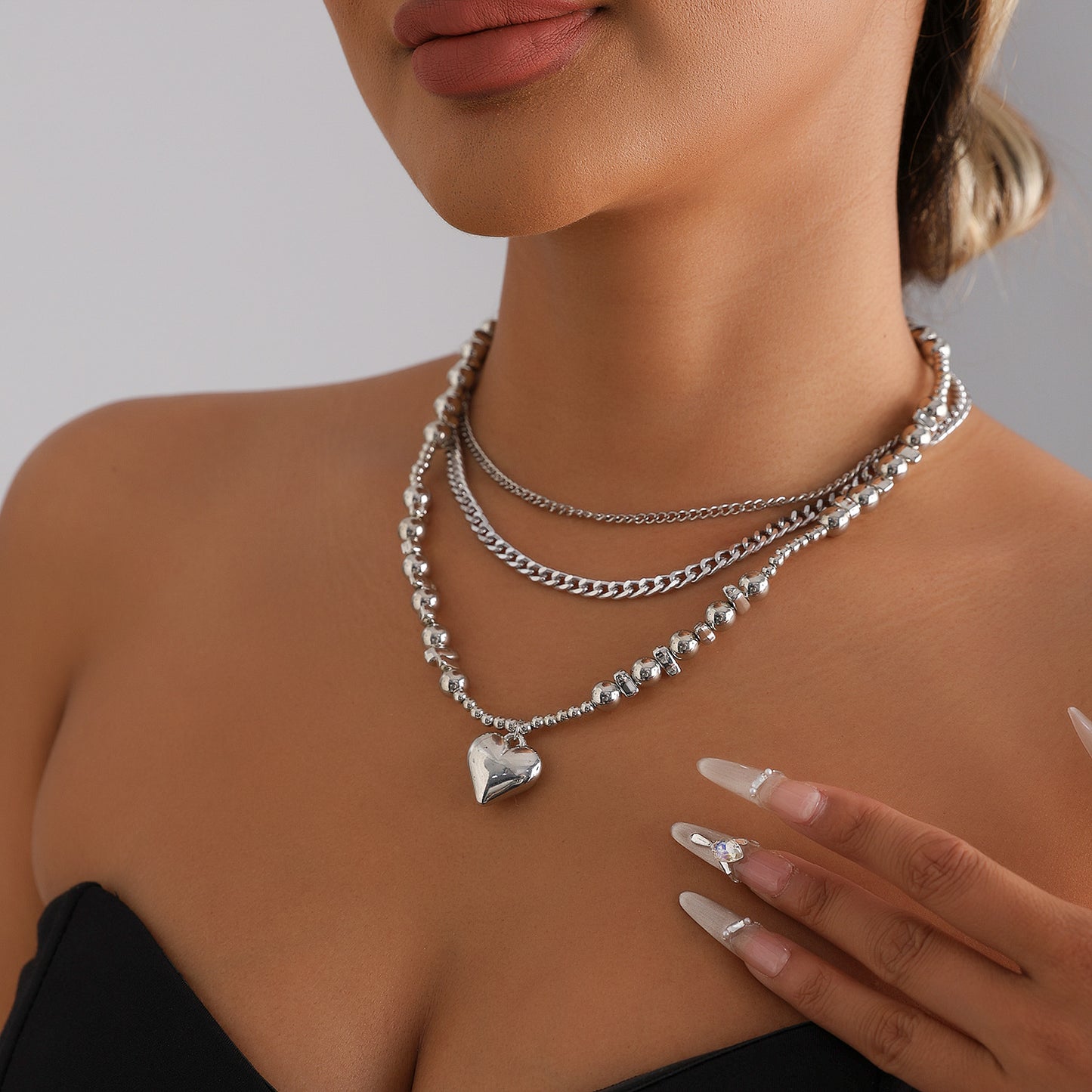 Minimalist Sweet Heart Geometric Alloy Plated Pendant Necklace for Women Layered CCB Beaded Choker