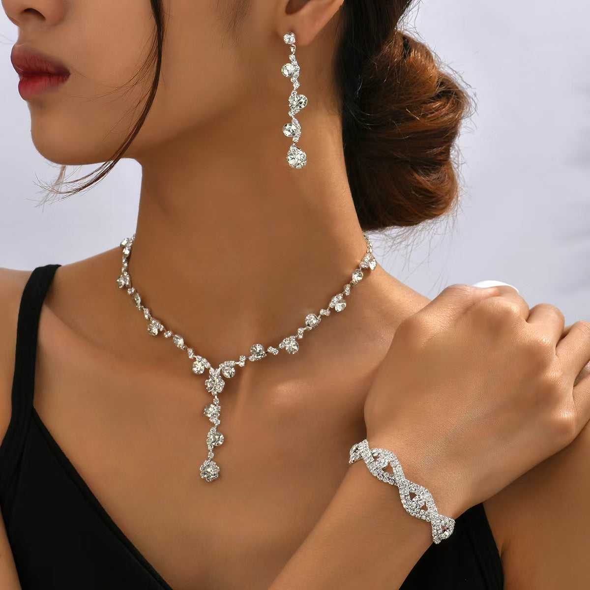 Elegant Ocean Life Shaped Rhinestone Clavicle Necklace Set with Earrings and Bracelet for Women in Plated Copper